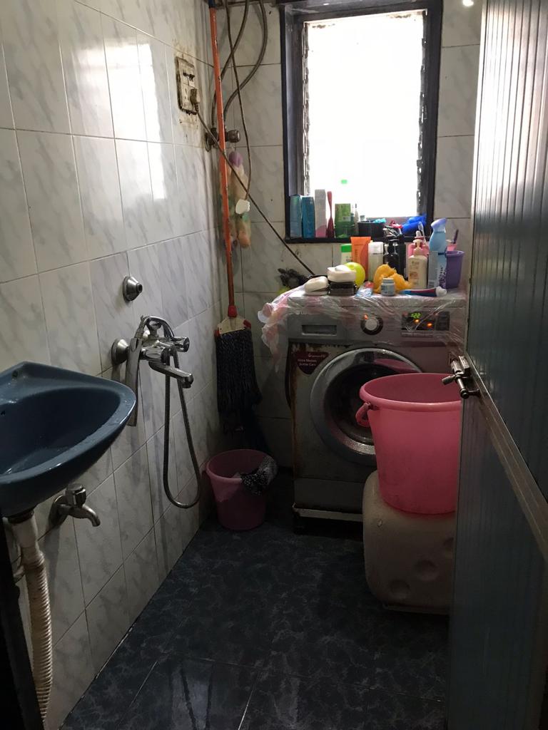 1 BHK Semi Furnished in Vikas Finley Towers , Parel